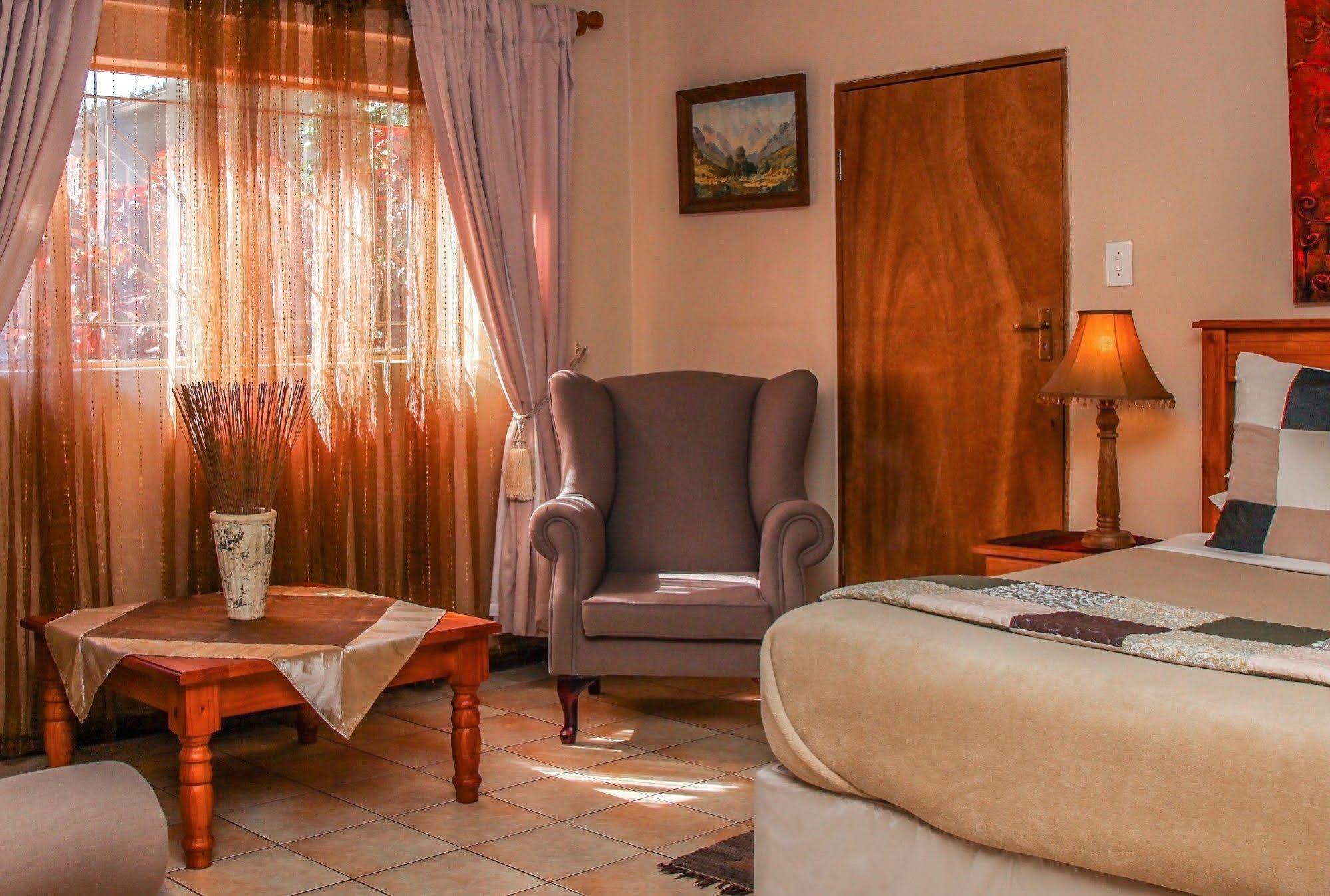 Aber Jetz Guesthouse Понгола Экстерьер фото